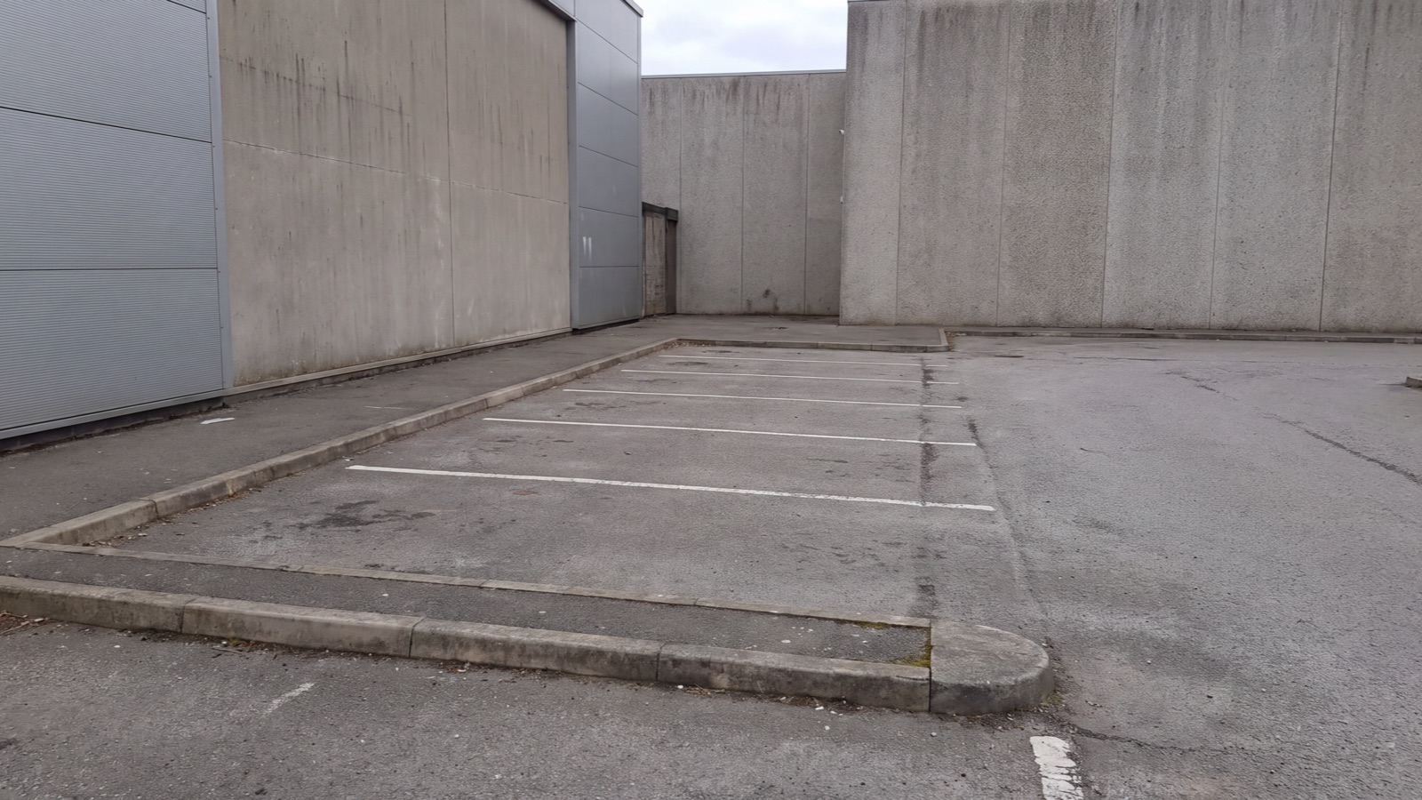 Parking access setting in natural light