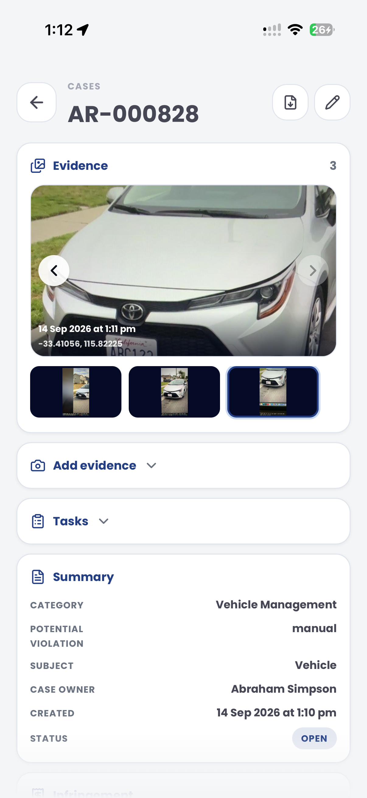 PatrolLink case evidence screen showing vehicle images and case summary